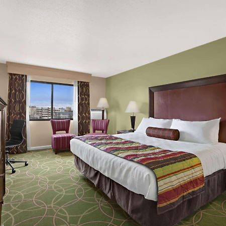 Days Inn By Wyndham Penn State State College Dış mekan fotoğraf