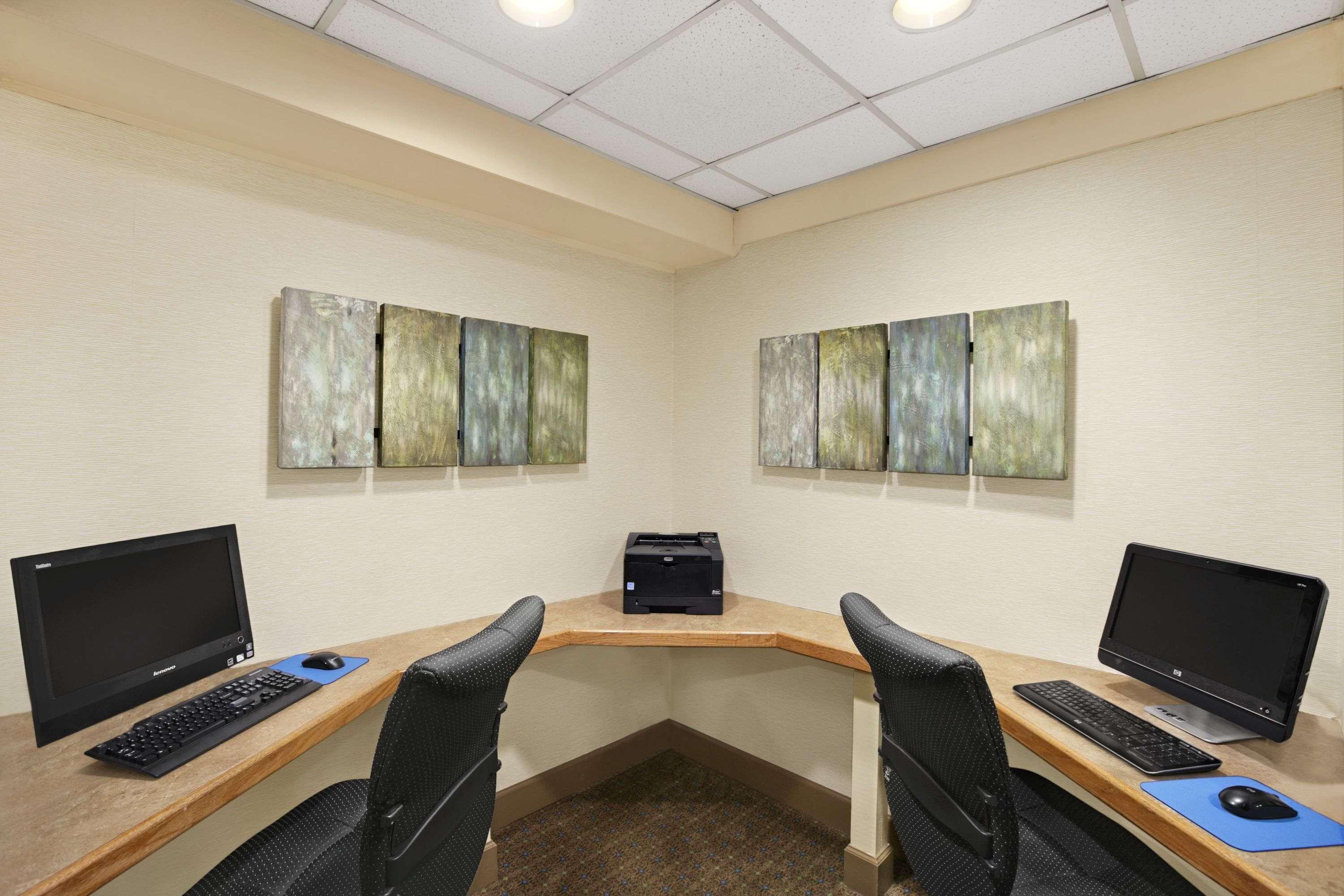 Days Inn By Wyndham Penn State State College Dış mekan fotoğraf
