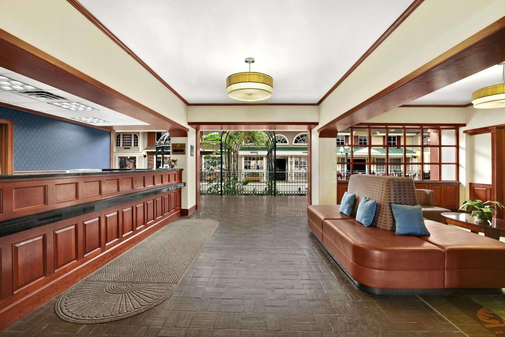 Days Inn By Wyndham Penn State State College Dış mekan fotoğraf